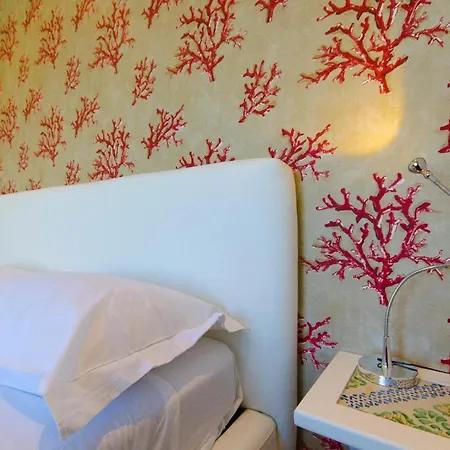 Mit Meerblick, Balkon Und Superblick Und Pool